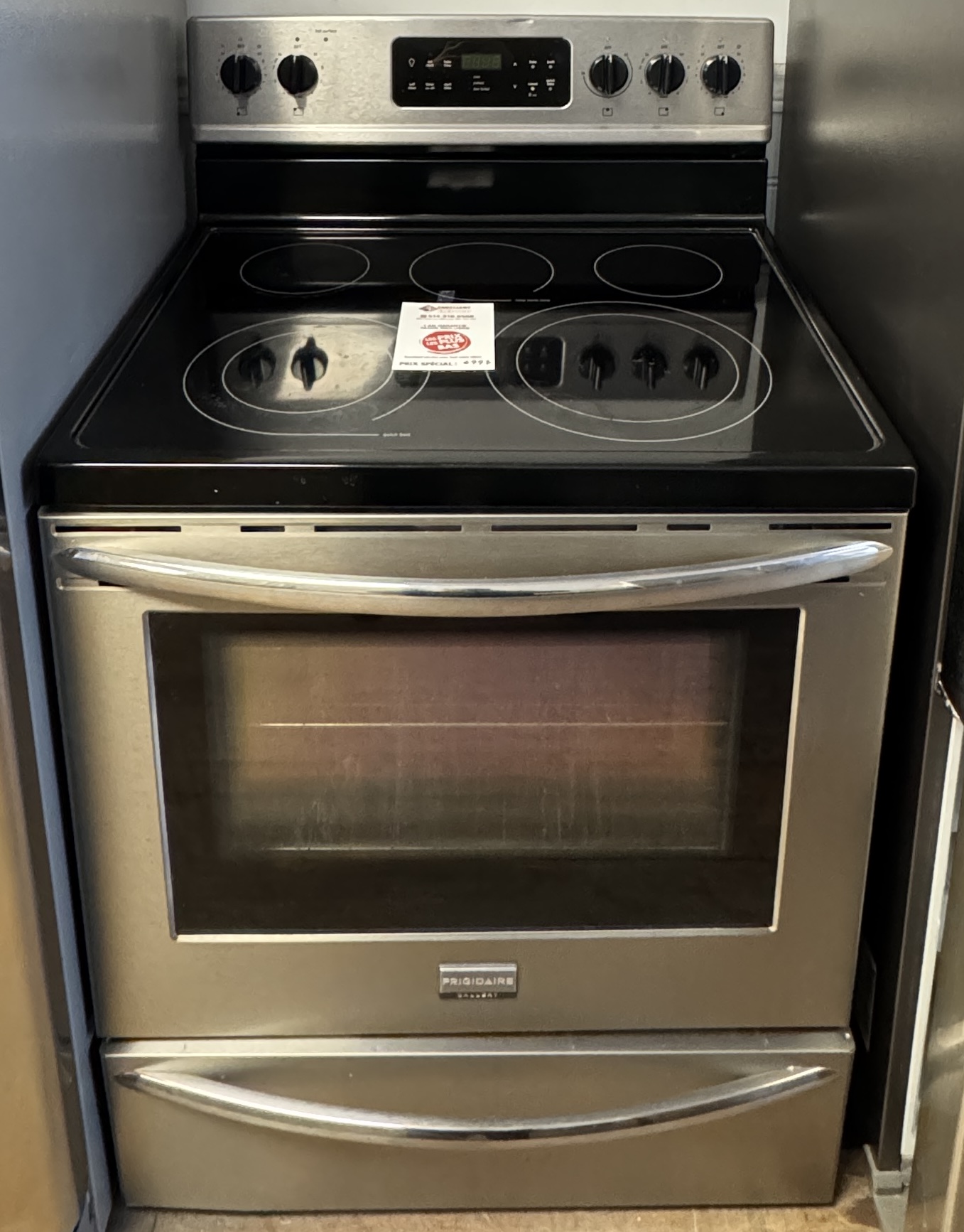 Frigidaire Gallery - 30'' Stove - Stainless steel - Ceramic Glace - Refurbished - 11001