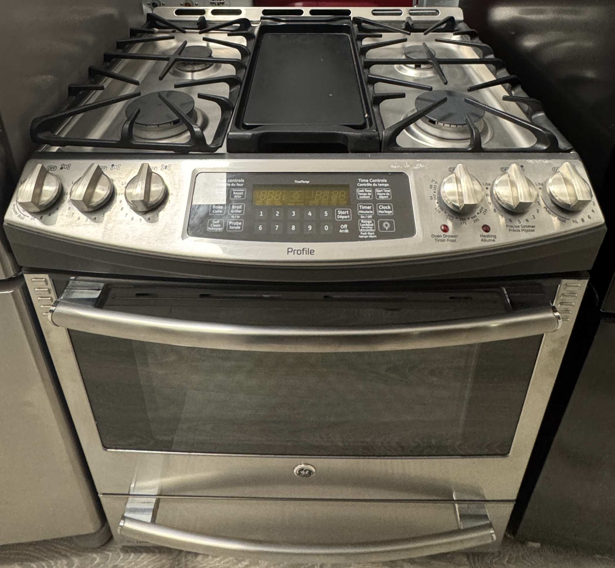 GE - 30'' Stove - Stainless Steel - Gas - Refurbished - 31010